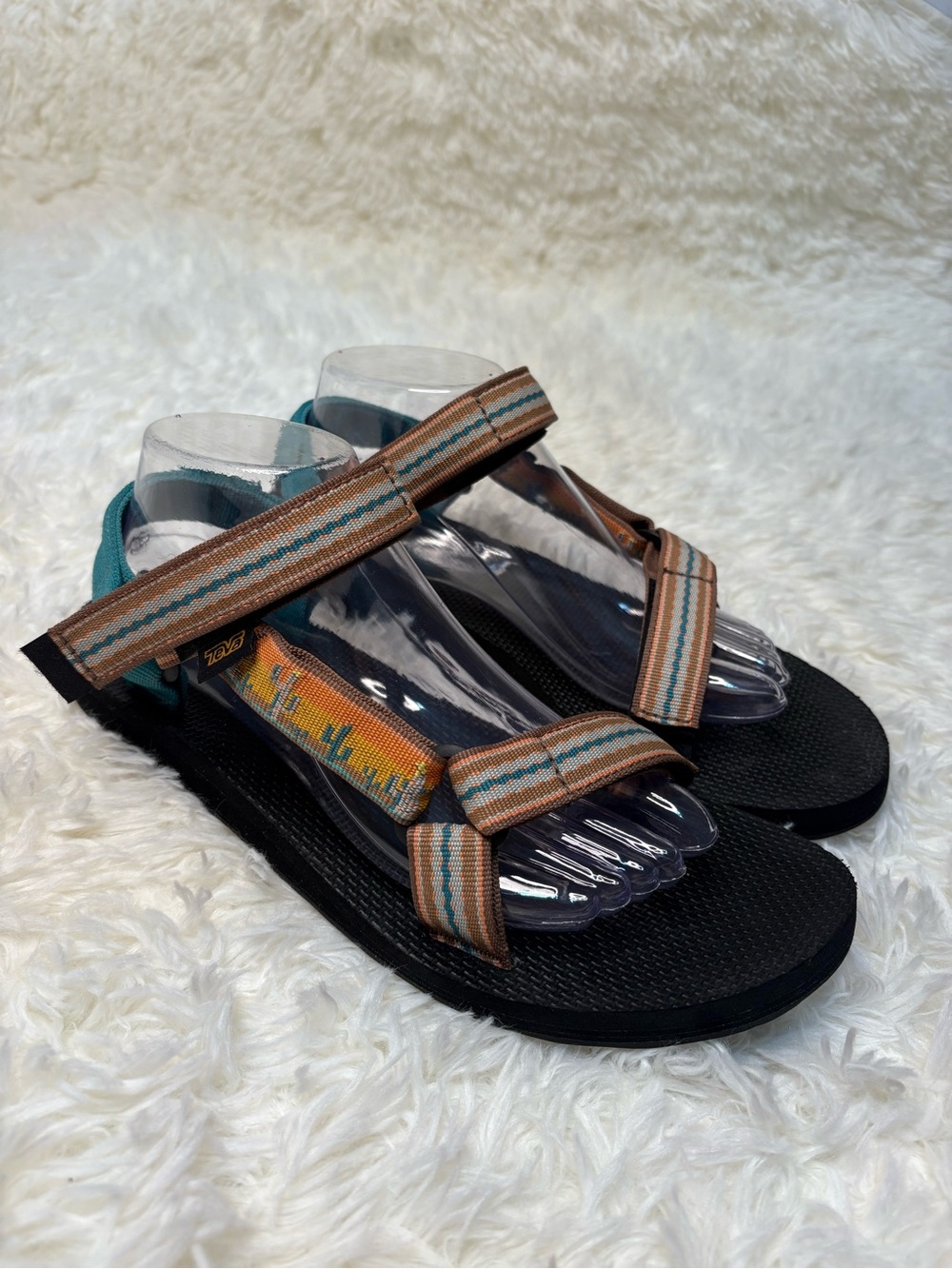 Teva Original Universal Sandal in Cactus Sunflower print, size 10
